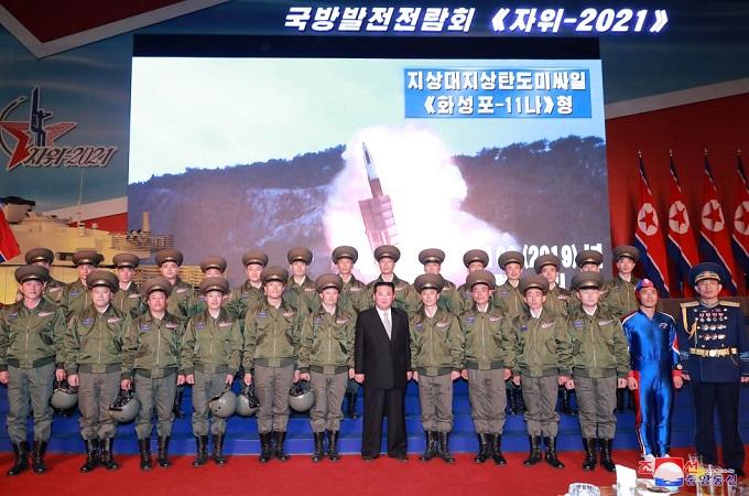 افتتاح معرض تطور الدفاع الوطني الكوري